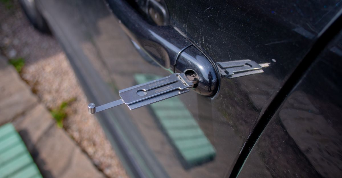 What Determines the Price of Mobile Car Key Services — Springfield Ave Locksmith